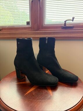 DKNY Black Suede Ankle Boots with Block Heel and Side Zip